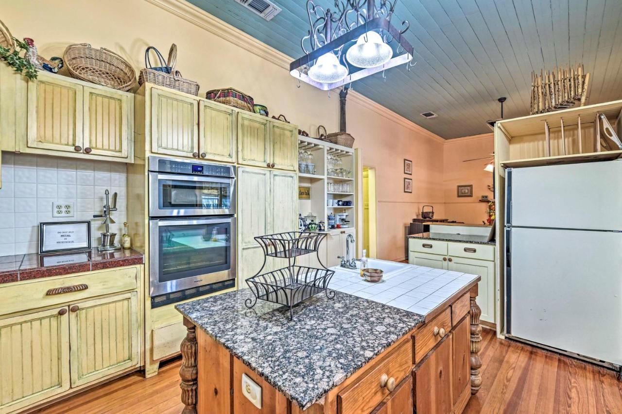 The Lilly House Historic Glen Rose Home With Porch! エクステリア 写真