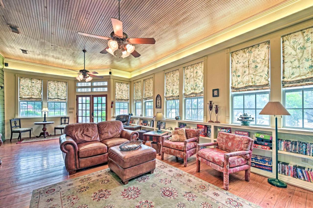 The Lilly House Historic Glen Rose Home With Porch! エクステリア 写真